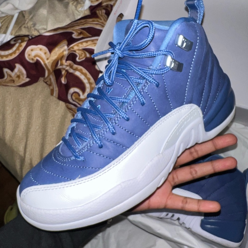 Jordan retro 12s university blues